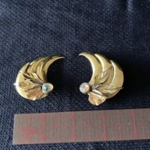 Art Deco Inspired diamond earring